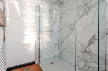 Ensuite ground floor walk in shower