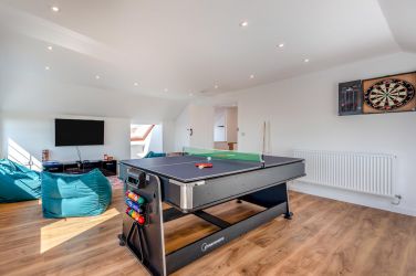 Games room - pool, table tennis, darts, PS4, board games