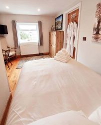 Crossways Cottage