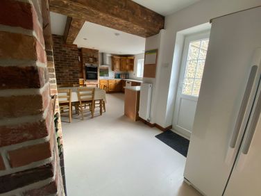 Spacious kitchen area