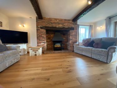 Living space with ingle nook