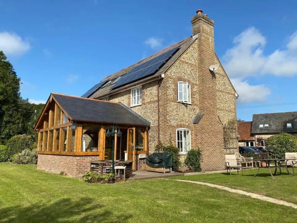 Chelsea Cottage