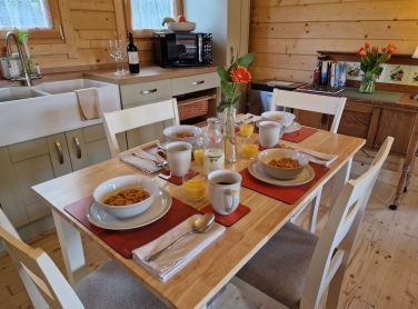 Kitchen with dining table