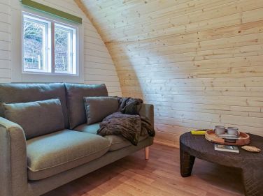 Pantygelli Escapes Woodland Hot Tub Lodge