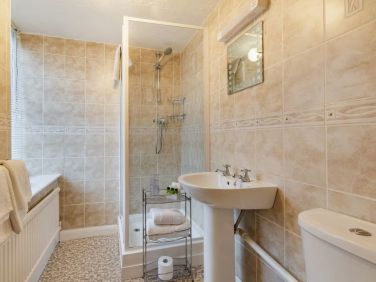En-suite shower room