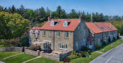 7 Bedroom Cottage to Rent, Ravenscar, Yorkshire, North York Moors