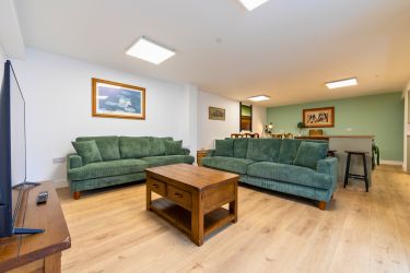 4 Bedroom Living Area