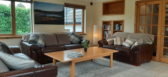 Lounge.