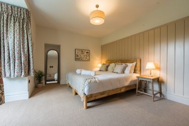Toadsmoor House