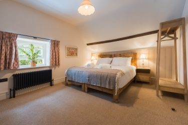 Toadsmoor House