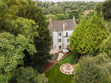 Toadsmoor House