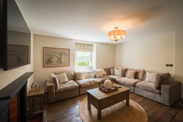 Toadsmoor House