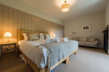 Toadsmoor House