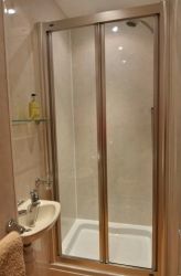 Master bedroom ensuite