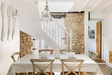 Sydenham Cottage