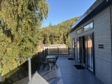 Supersize anti slip decking