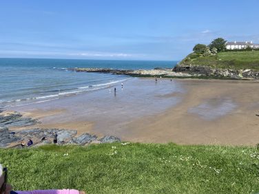 Nearby dedicated dog beach