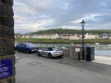 Abarearon harbour front parking