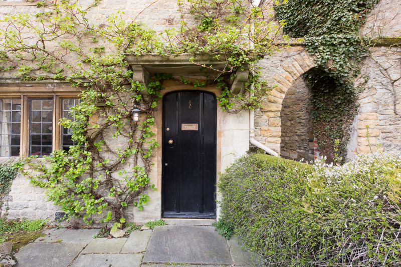 Park Cottage, Luxury Rental in The Cotswolds, Sleeps 6, Open Fire