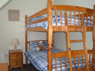 Bunkbeds in second bedroom