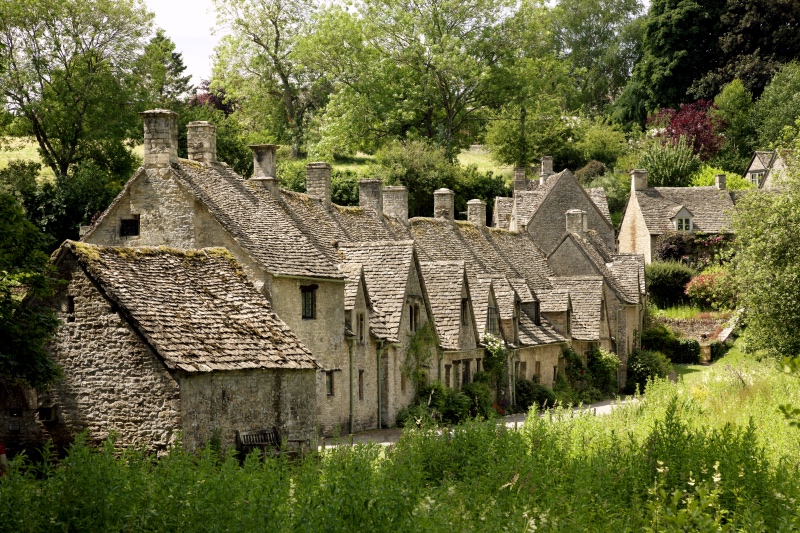 best towns to visit in the cotswolds