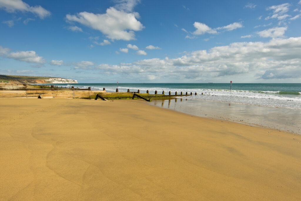 beaches to visit isle of wight